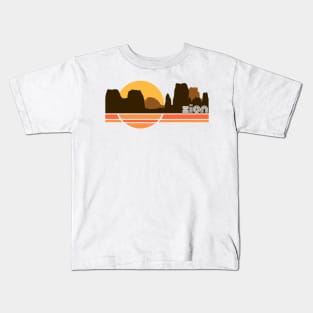 Zion National Park Retro 70s Tourist Souvenir Kids T-Shirt